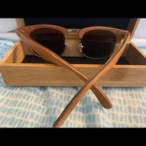 Switchwood | Accessories | Switchwood Maple Frame Blue Lens  display picture 2